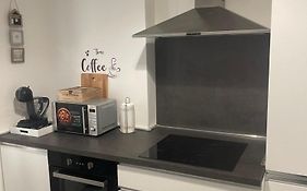 Deluxe Apartment Self Check In Parking